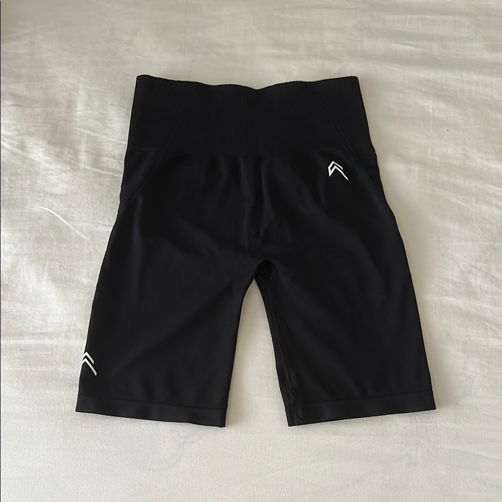 Oner Active effortless seamless Black cycling Shorts size medium biker shorts